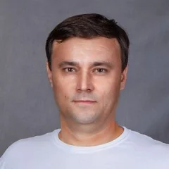 Леонид Иванов
